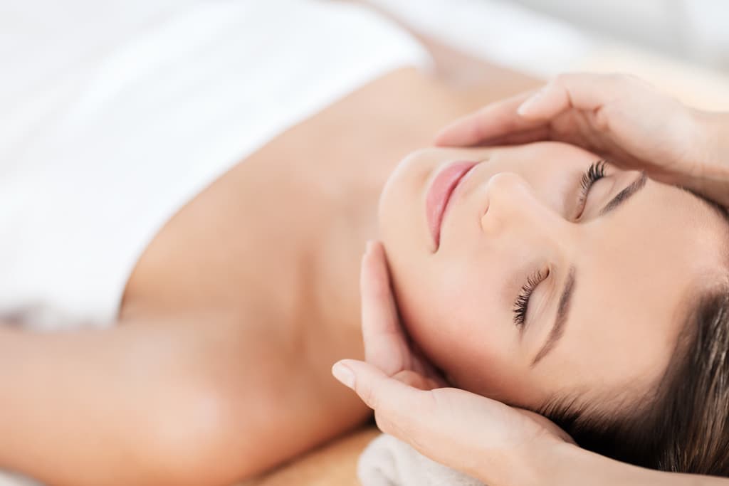Tratamiento facial de Indiba en A Coruña